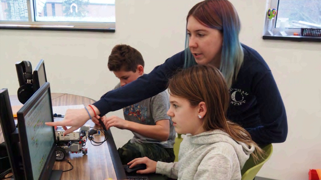 Chatham Middle School, New Jersey Campus - Smartdesks Knowledge Center